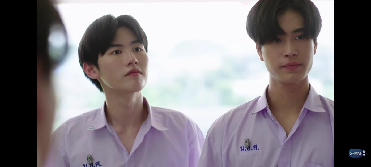 diaryofrora's tweet photo. ANYWAY, I THINK IN THIS UNIVERSE, WE'RE GONNA GET A NEW COUPLE I GUESS??🌚🌚🌚
#OurSkyyxMySchoolPresidentEP1 #CaptainProm https://t.co/DABPt3Bnfb