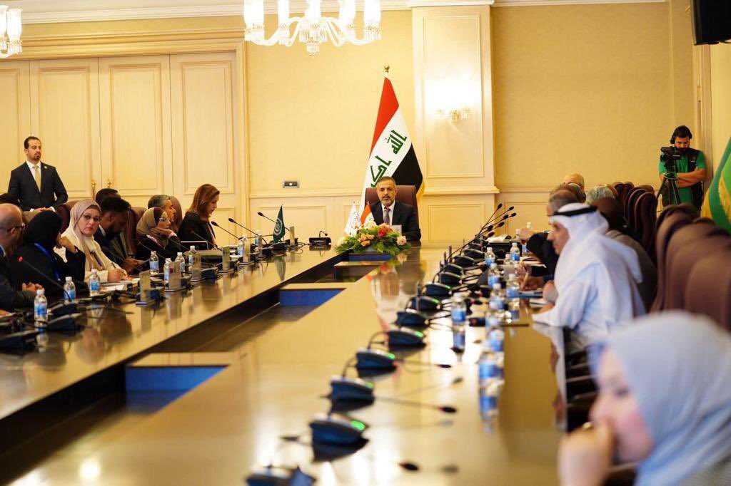 chouaadas's tweet photo. انطلاق اع��ال اليوم الاول للاجتماع التنسيقي لتبادل التجارب والمعارف بين الدول العربية اعضاء المجلس العربي للسكان والتنمية وجمهورية العراق تحت شعار نحو تخطيط سكاني تنموي مستدام : ارض الرافدين منبر لتبادل المعرفة @arableague_gs @DrAbuGhazaleh https://t.co/SCI3IMLg5j