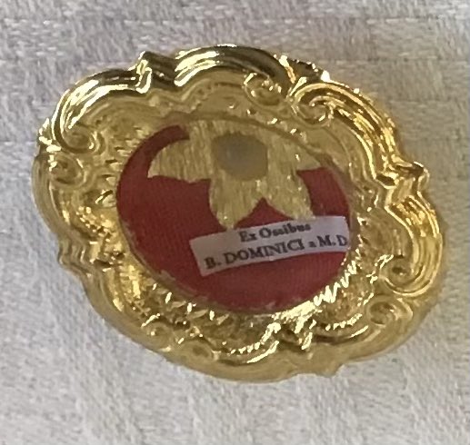 stannesstreetly's tweet photo. A wonderful celebration Mass this morning for the consecration of St Anne’s church. Father Gwil brought relics of St John Henry Newman &amp; St Dominic Barberi for the children to see and touch. These will be sealed inside the altar at church during the service on Saturday. https://t.co/UT8vp5uv1m