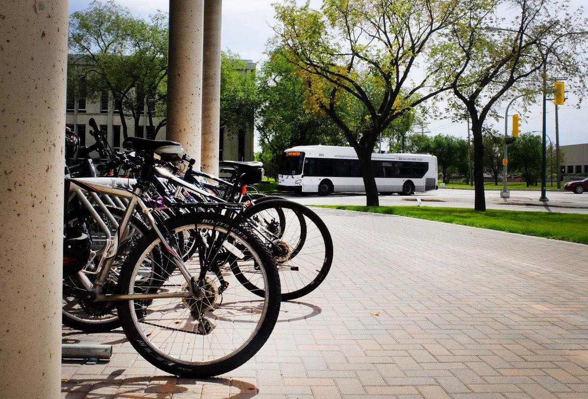 Are you biking to work this Friday?!

Here are 3 reasons why you should ⤵️

👣 Kicks your day off on the right foot! 
💰Saves you money in transportation! 
☀️Experience fresh air first thing in the morning! 

Tag us in your bike to work on Friday! 

#UManitoba #UMRecreation