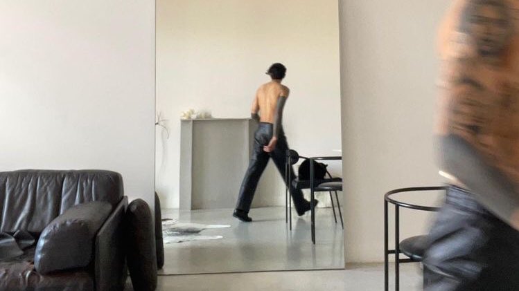 daphne (@voguesqe) on Twitter photo 