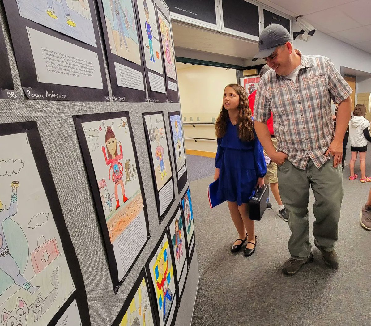 LeRoy_CSD's tweet photo. The halls of @LeRoyWSS  were filled with smiles and pride during last evening's Art Show.

Thank you to Ms.VanDerBeck and all the parent/student volunteers who helped put the show together.#WRLR #Artshow https://t.co/xcfbKJHONU