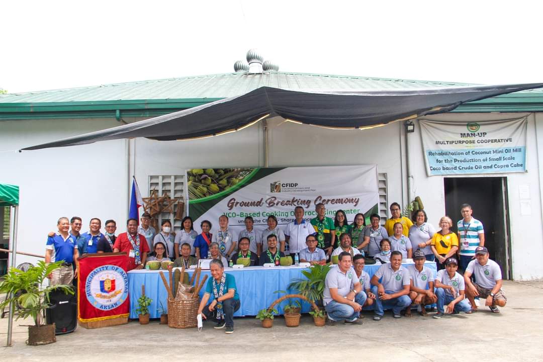 DA-PHilMech held a groundbreaking ceremony under the Coconut Farmers and Industry Development Plan-Shared Processing Facilities (CFIDP-SPF) at Brgy. Man-up, Altavas, Aklan on Wed. May 17, 2023

Man-up Multi-Purpose Cooperative was granted a VCO-Based Cooking Oil Processing Center
