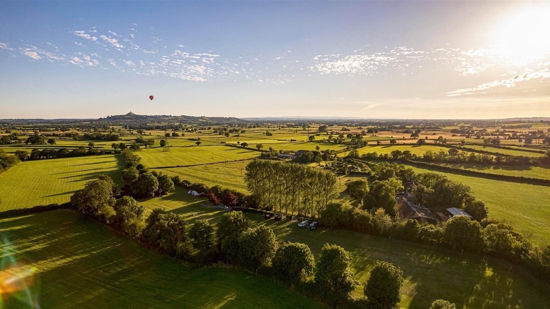 greenacrescamp's tweet photo. Last few pitches available for #Glastonbury.  Less than 3 miles away - bike hire, hot showers, a good nights sleep! #glasto #glastonbury2023 https://t.co/rxae7FhpRh
