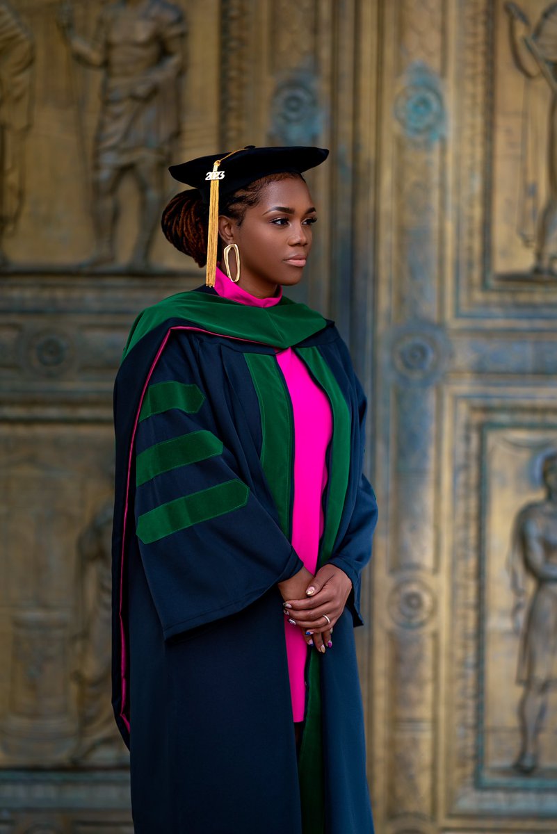 Ceciley_B23's tweet photo. For every mountain
You brought me over
For every trial
You’ve seen me through…

Still in disbelief 🥹🙌🏾

T-2 days until officially becoming Dr. Bly
#blackmedtwitter #MedGradWishlist #MedTwitter #MGWL23 #FutureAnesRes #FirstGen https://t.co/GuDiz5Dquq