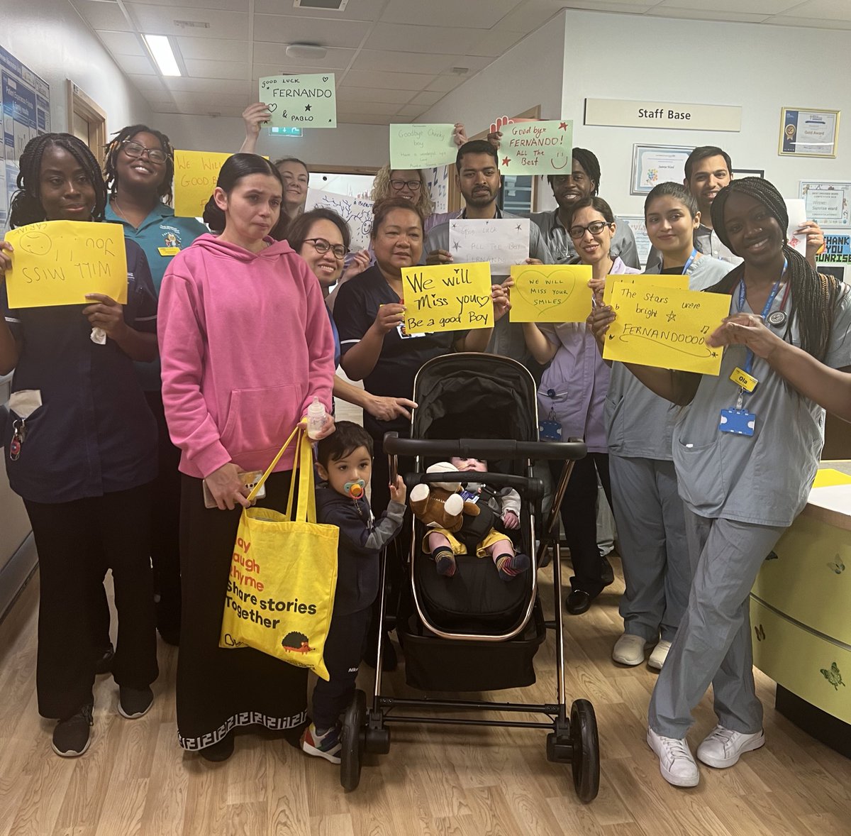 vilma_ribao07's tweet photo. Discharged home at last after 6 months in Neonatal unit @NorthMidNHS ( posted with parents consent ). 👶👶🍼
Thank you Team 😊
#positiveExperience 
#excellentfeedback 
@CheentanSingh @HazelManzano3 @medina_merla @DrNareshSeeb @AlisonBaines2 https://t.co/iXp35pbpT2