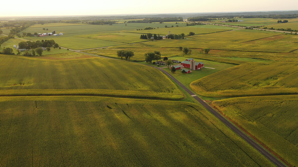 At Unilever, we're committed to supporting and empowering farmers for a sustainable future. Our Iowa project, involving 500+ farmers, shows the power of regenerative agriculture when provided with the right resources. 🌱