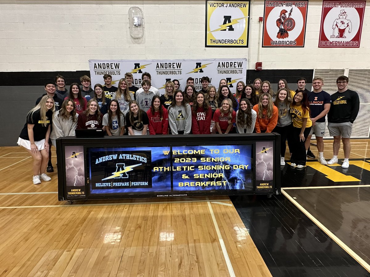 Congratulations to all our scholastic award winners who finished the careers with an unweighted GPA of 3.5 and above, STUDENT-ATHLETES