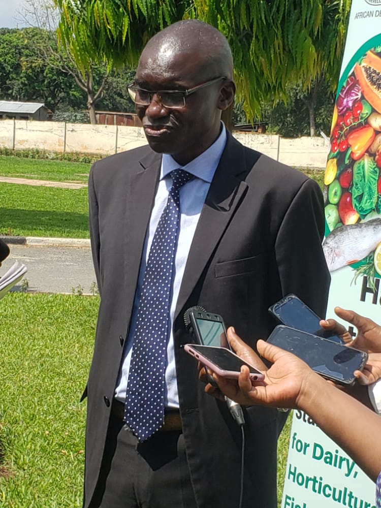 UbumweHebdo's tweet image. Ikigo kijejwe kugenzura ubuziranenge @BBNBurundi gifadikanije n' ikigo kijejwe kugenzura ubuziranenge muri  Afrika #ARSO, catunganije uruganda rwo guhimiriza abenegihugu kubijanye n'akamaro k'amategeko yo muri Afrika mu gutunganya ubuziranenge mu bijanye no gukingira ibifungurwa