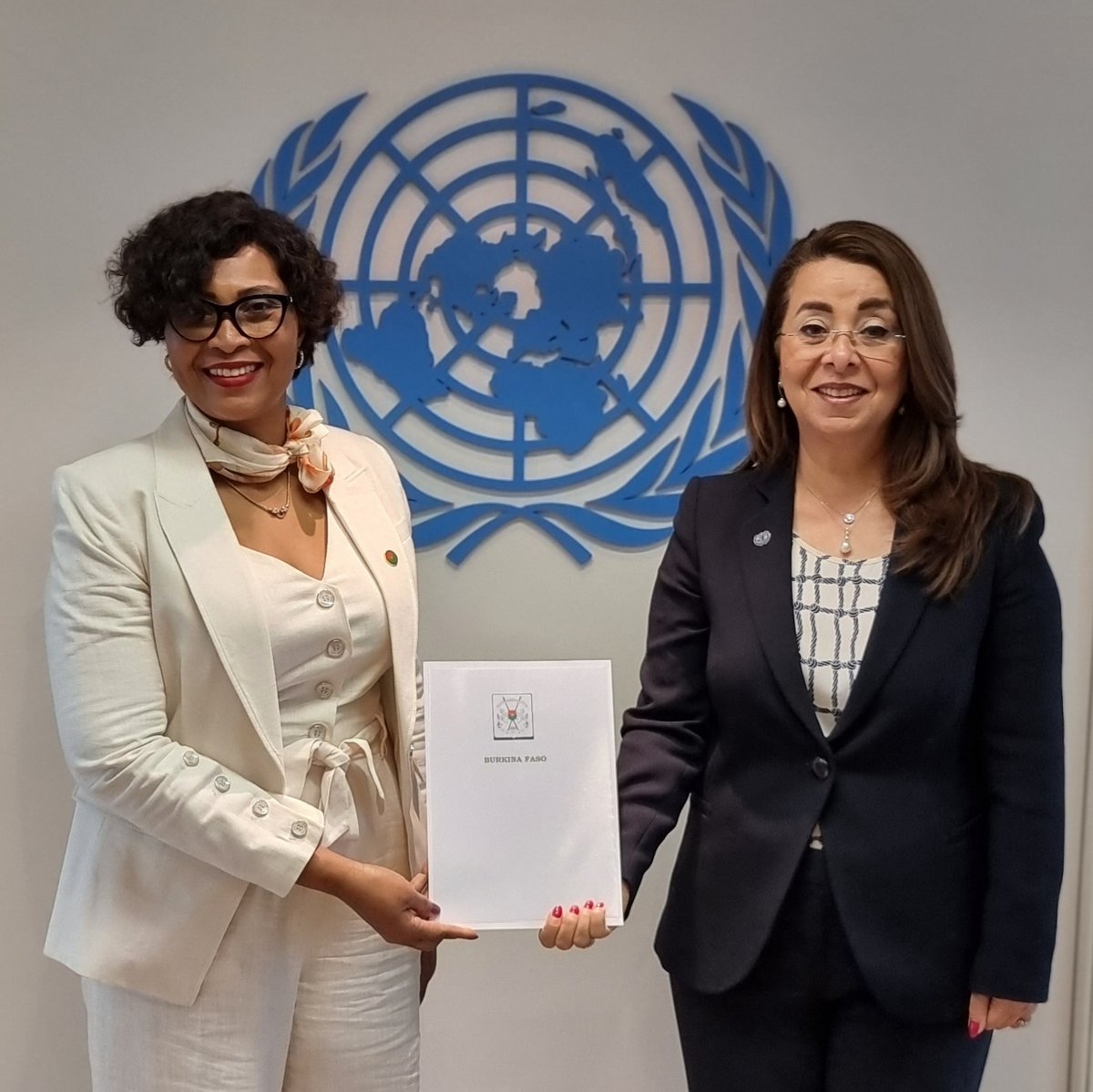 UN Vienna (@un_vienna) on Twitter photo Welcome to the new Permanent Representative of #BurkinaFaso, <a href="/Maimounata/">Maimounata Ouattara</a> OUATTARA, who presented her credentials today to the Director-General of #UNVienna <a href="/ghadafathiwaly/">Ghada Fathi Waly</a> - more ➡ unis.unvienna.org/unis/en/pressr… Welcome to the new Permanent Representative of #BurkinaFaso, <a href="/Maimounata/">Maimounata Ouattara</a> OUATTARA, who presented her credentials today to the Director-General of #UNVienna <a href="/ghadafathiwaly/">Ghada Fathi Waly</a> - more ➡ unis.unvienna.org/unis/en/pressr…