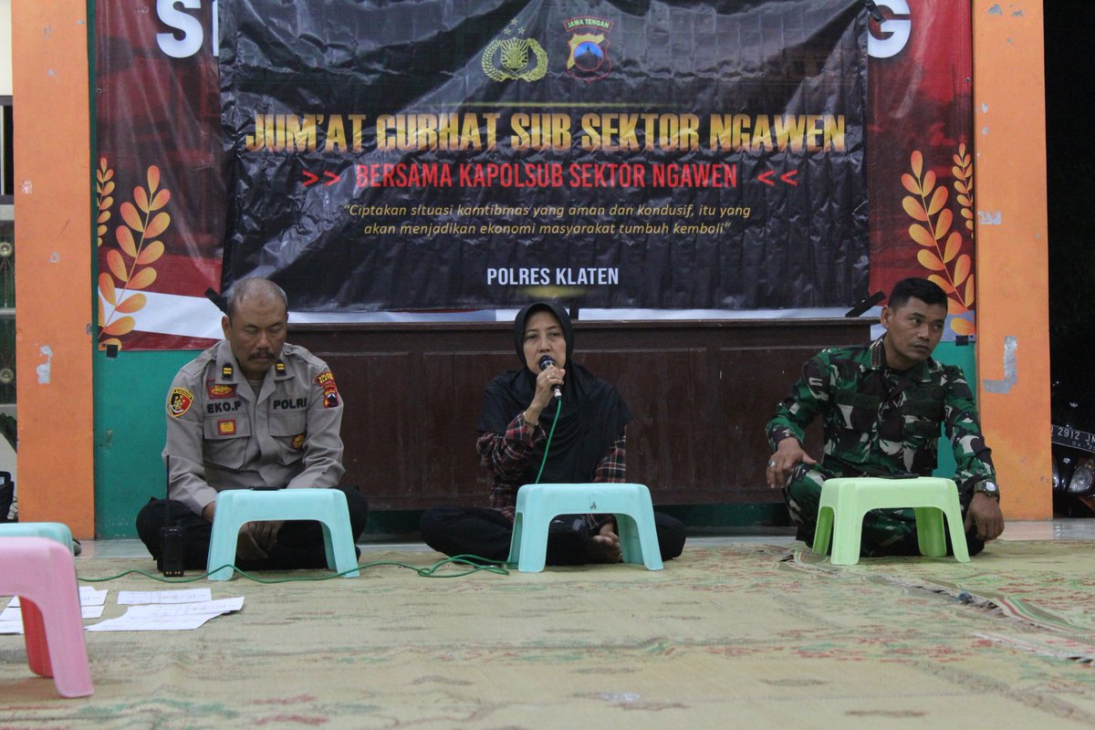 rk_ngawen's tweet photo. Serah terima sertifikat penghargaan, laporan &amp; Pembubaran posko flamboyan 6 https://t.co/FAiuOIdAqn