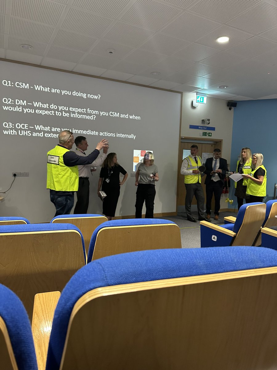 Operations Site Team are now incident ready. 

Command
Control
Co-ordination
Communication 

Excellent training day. 
UHS execs, duty managers, matrons/ team leaders get yourself booked on spaces available, highly recommend. 
<a href="/swanton_sarah/">Sarah Swanton</a> @JoeTeape

uhs-vle.co.uk/course/view.ph…