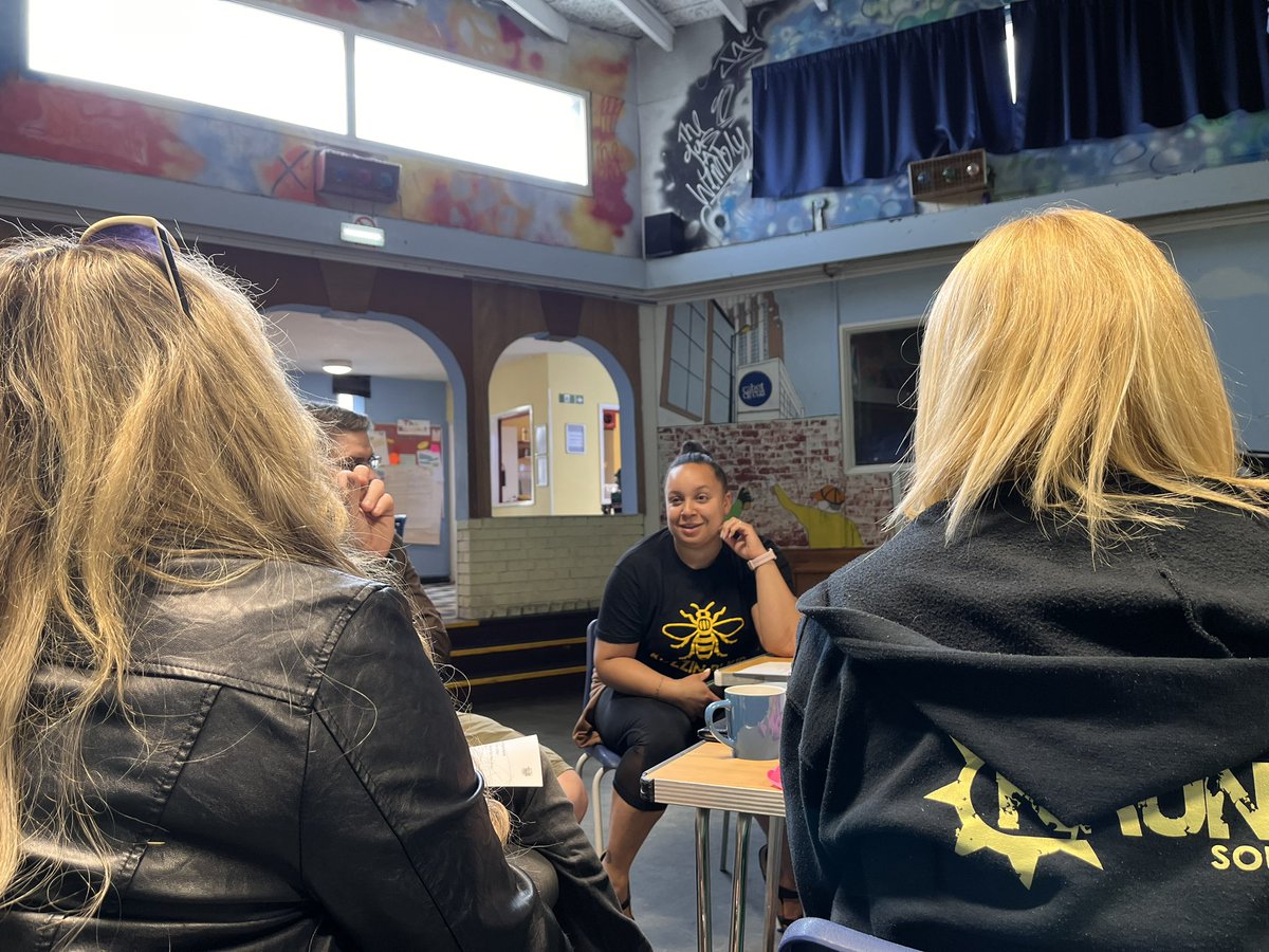 Another energising and inspiring South Glos Youth Network meeting today. 🤩Thanks to our partners <a href="/FACEcharityUK/">FACE charity UK</a> for hosting!
Join us 👉🏻 creativeyouthnetwork.org.uk/south-glos-you… @Creative_Youth