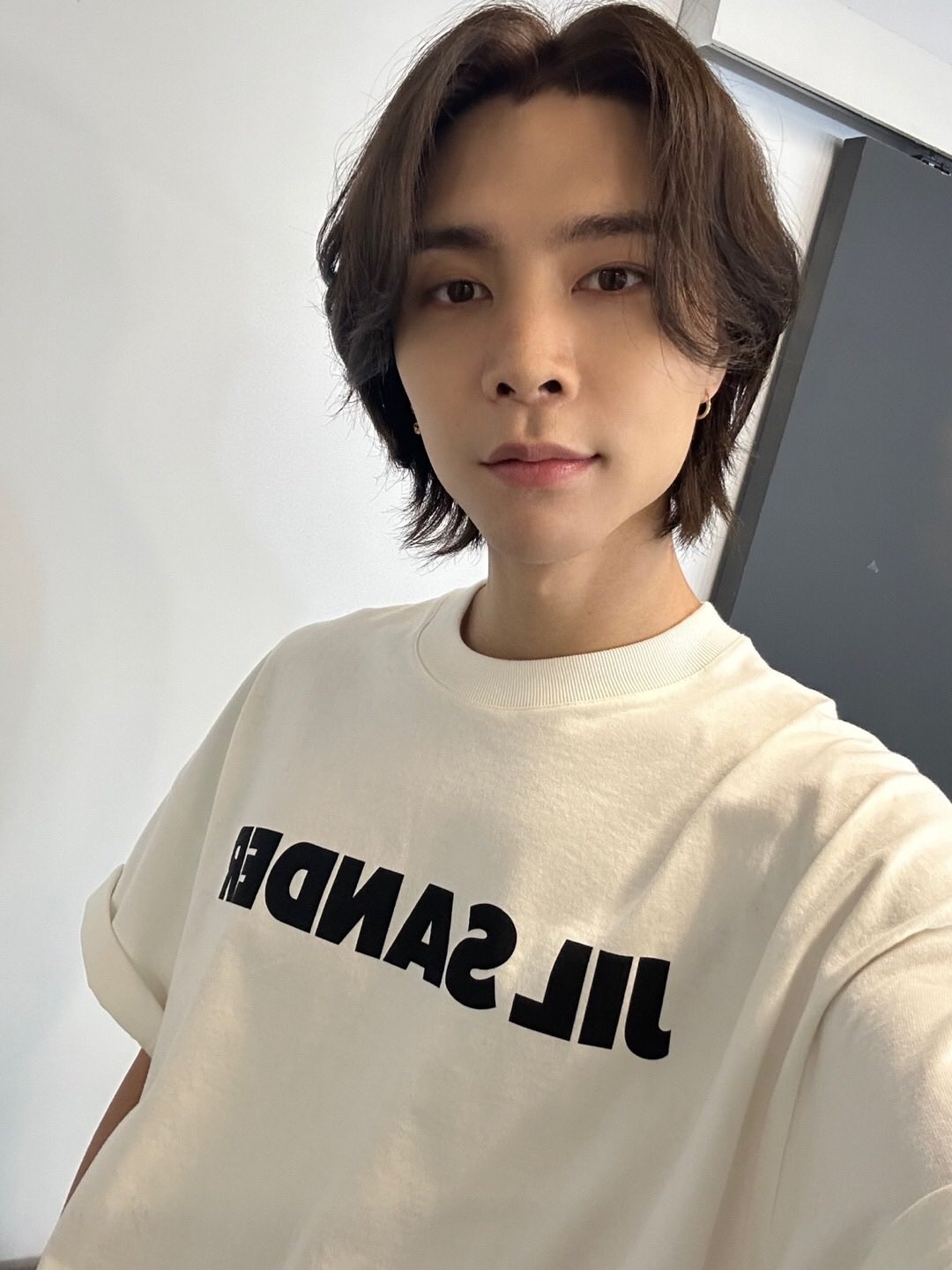 Johnny suh id slow on twitter gimana minggu ini baik baik aja kan