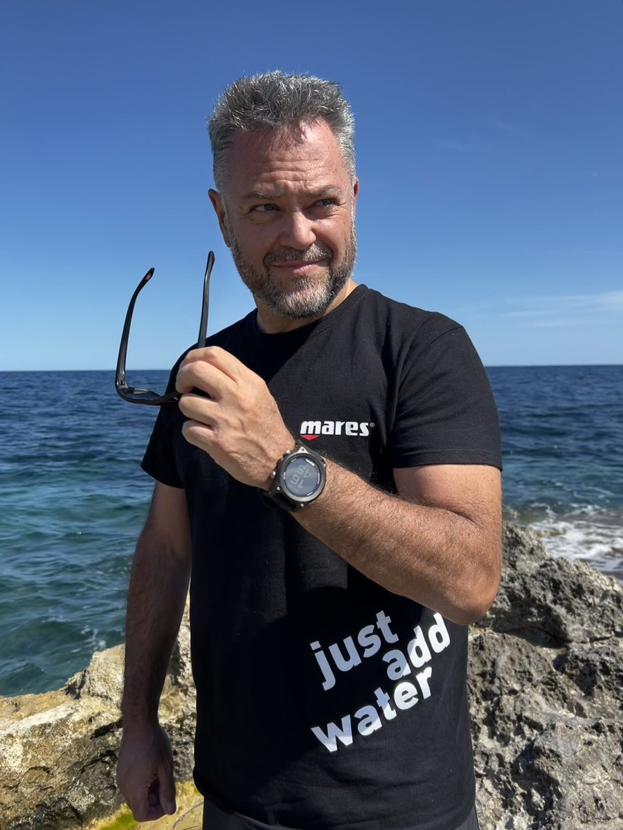 Karlossimon08's tweet photo. MARES POWER…😉
#maresjustaddwater
#maresteam
#maresambassador
#karlossimon
@Mares_Tweet https://t.co/41J4azQ0tT