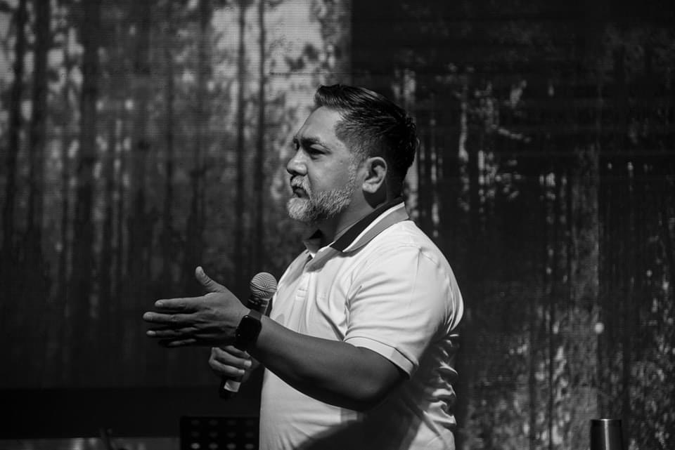 Manantialvida12's tweet photo. Fue una gran noche, te esperamos en nuestro próximo servicio de Orando por los que Amo.
Dios no nos quita la tribulación pero si nos da consolación. 🙌
#Miércoles #ManantialdeVida https://t.co/I7xHdZbAuv