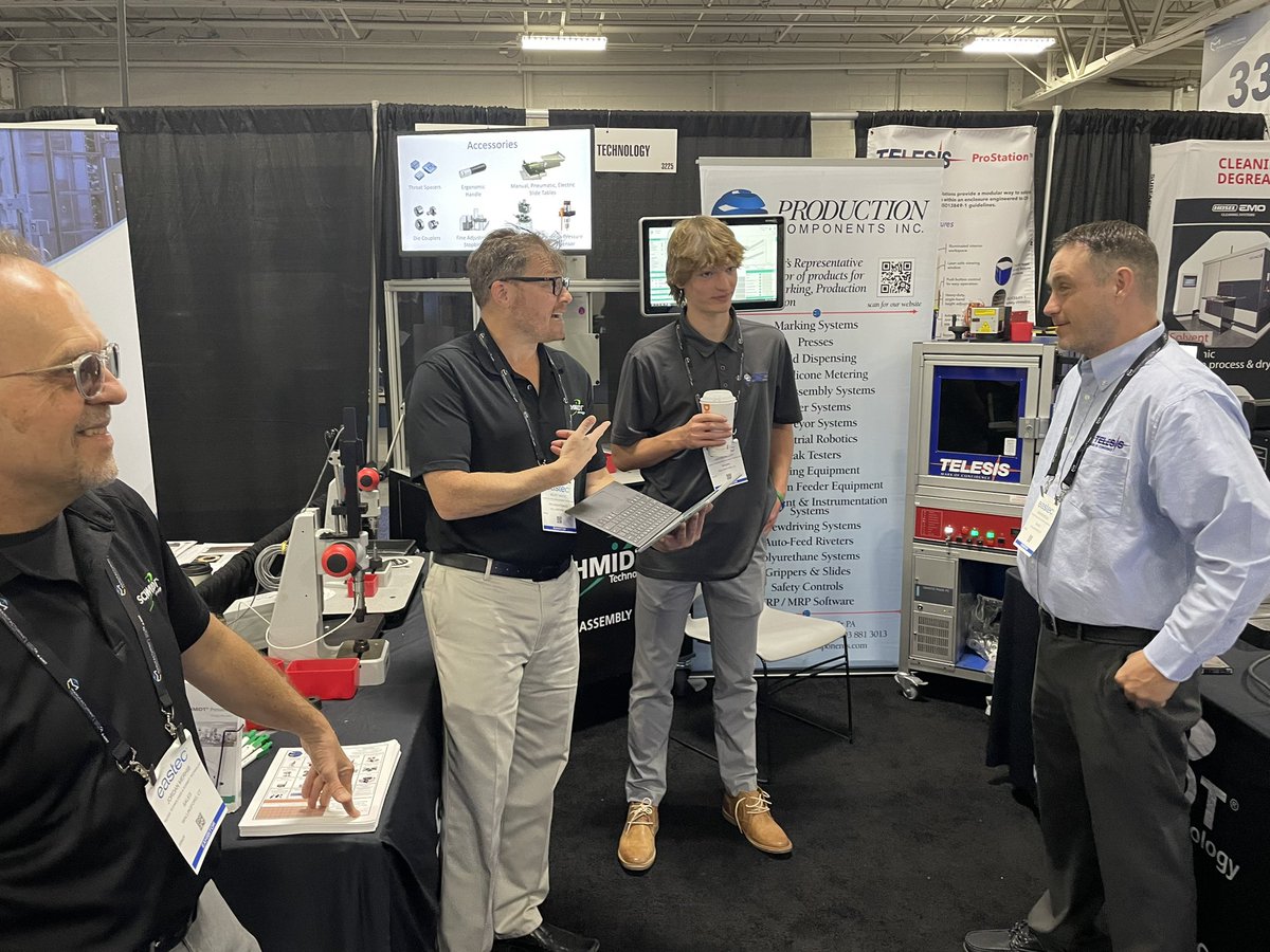 Day 2 at #eastec2023. Booth 3225. Come talk to us and see the Servo from SCHMIDT Technology Corp. and the BoxPro from Telesis Technologies, Inc. in action. 

Most of the crew is here: Scott White, Jack Breen, Jordan Merhib, Donald DiChello and come meet our new intern, Carter.