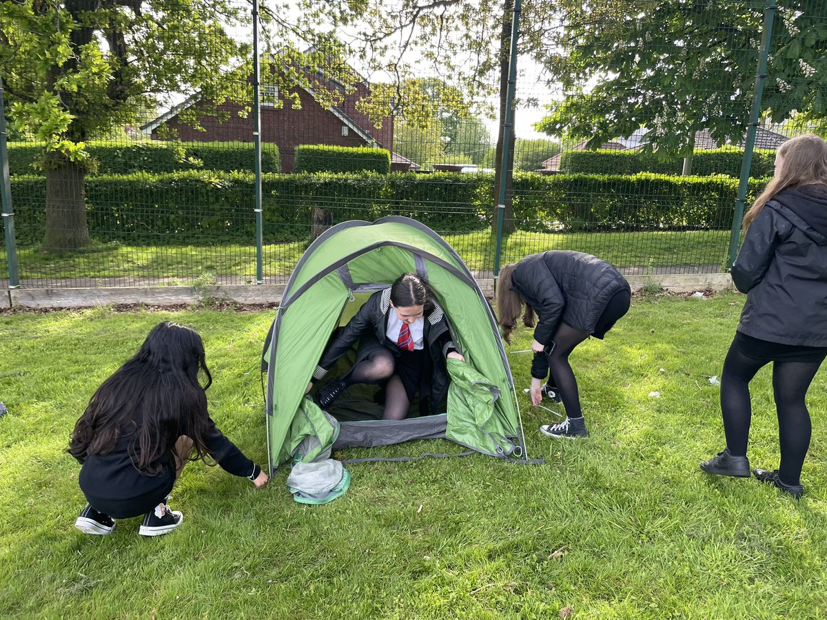 maths_MissC's tweet photo. S3 learning to set up tents this morning. 🏕️ https://t.co/pBLoZ3mXAy