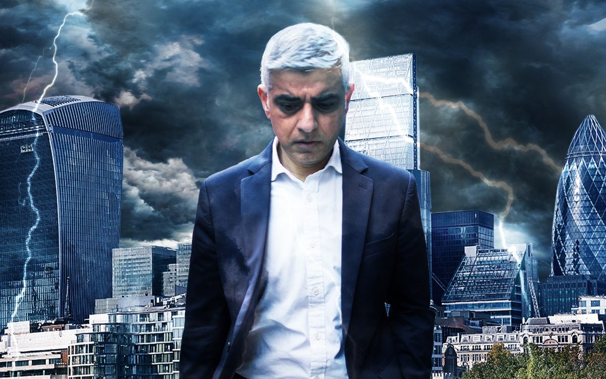 🇬🇧 Sadiq Bloody Khan should imo be strapped to a space rocket and launched into orbit
He is an incompetent idiot that is destroying our great capital city
#KhanOut #SackSadiq 
* His predecessor - Boris - was a champion for all Londoners 🇬🇧