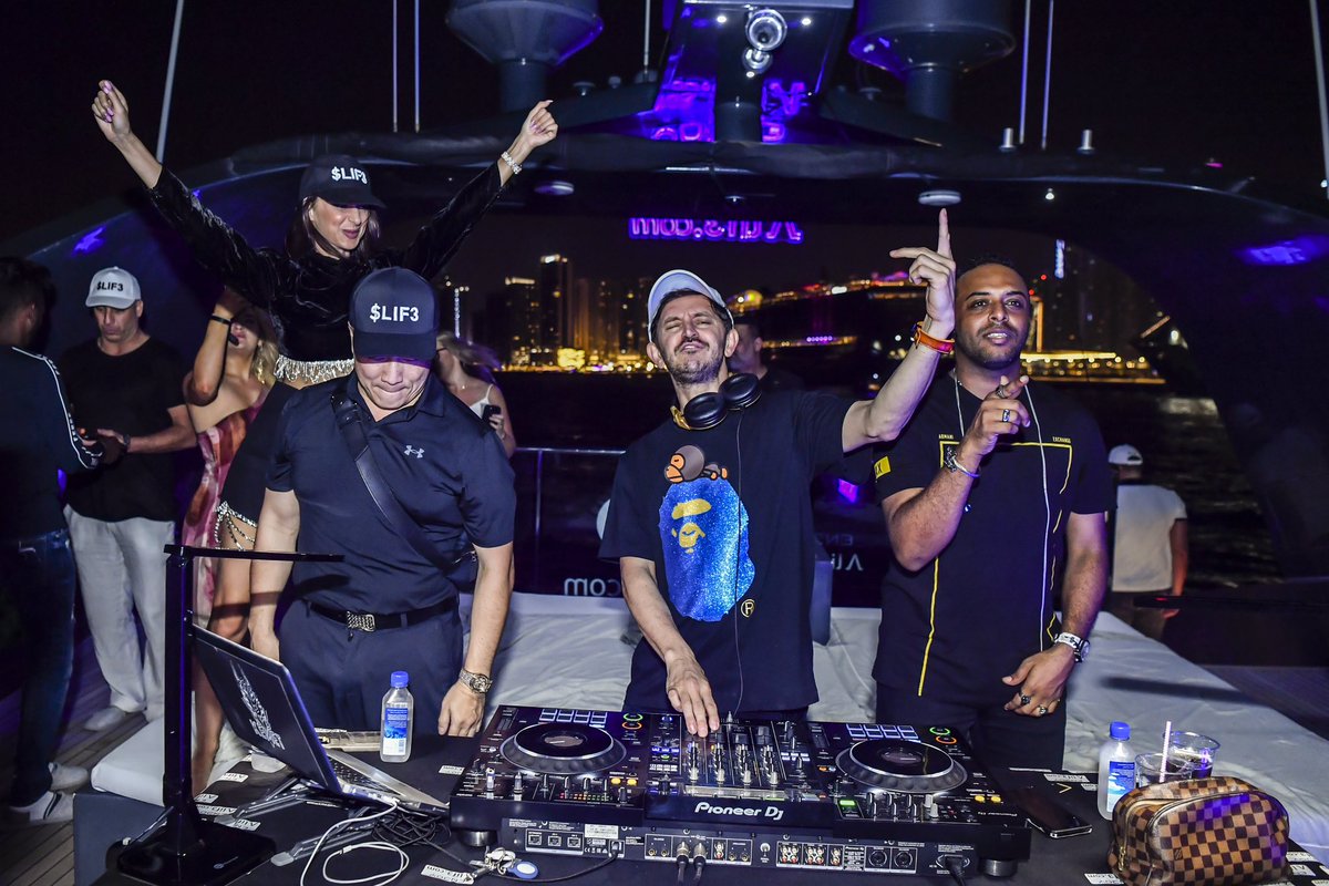 enjoylif3tour's tweet photo. Miami are you ready? 😎🎉
Put on your party pants because we’re here to party! 

See you all tomorrow at Mynt Lounge Miami! Doors open at 9PM

Click the link in our bio to secure your tickets!

ADMISSION IS FREE 🔥

@lif3official 
#bitcoinmiami2023  #enjoylif3 #bitcoinconference https://t.co/UIDl8y9okv