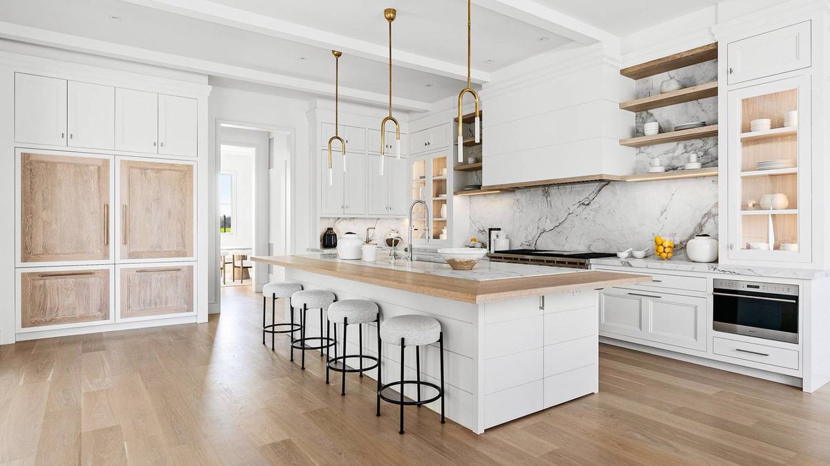 Real Estate Showcase tweet media