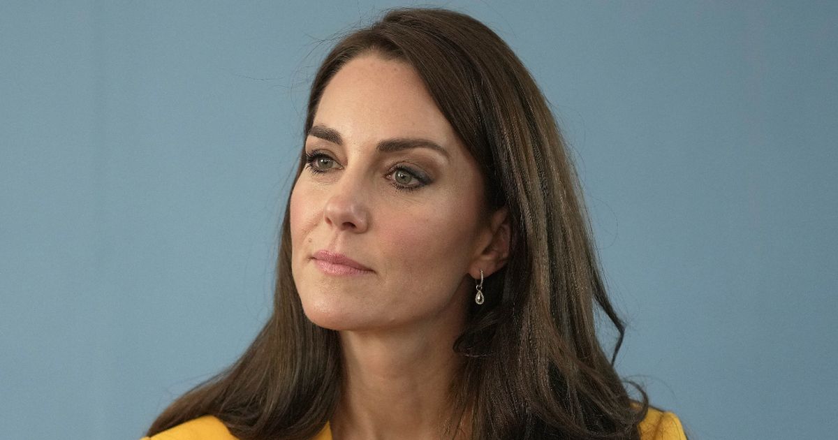 Kate's candid admission about royal struggle she's still trying to 'work out' mirror.co.uk/news/royals/ka…