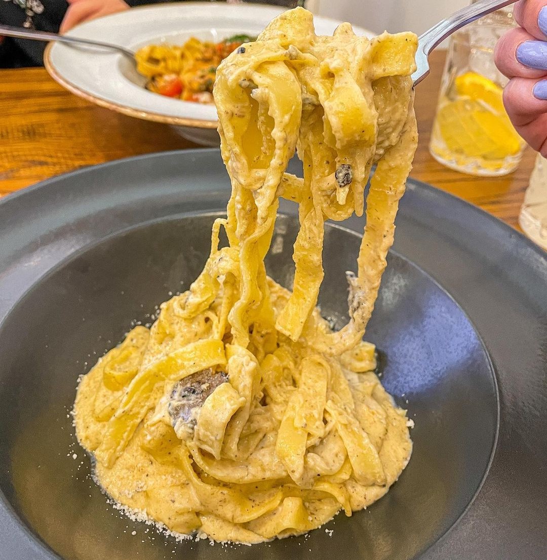 Stop what you're doing and appreciate these utterly incredible pasta dishes 🧀 🔥 😍 

Get down to Ciliegino Restaurant and experience it for yourself!

📸 IG: <a href="/selinaroseeats/">Selina | Cardiff Foodie</a> @cilieginorestaurant