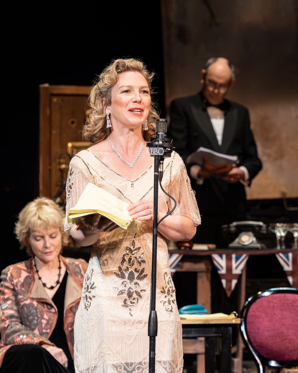 TheatreWindsor's tweet photo. 📸 Opening night: The 'fabulous', 'hilarious' On Air production of Noel Coward's Blithe Spirit. There's still plenty of time to enjoy this 'high spirited' and 'unique' play.

📅 16 - 20 MAY
🎟 https://t.co/x1wHXlrBaE

Photos: Simon Vail. https://t.co/WAMj3iK8U6