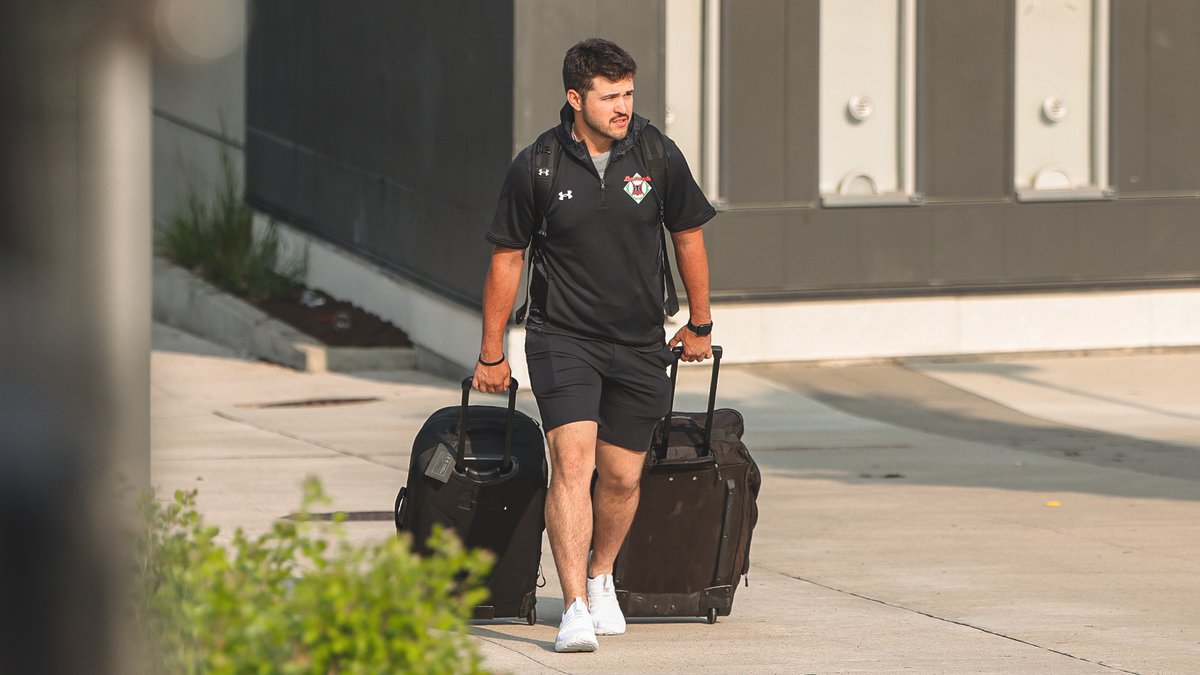 Back on the road. 🧳

#Bearcats | <a href="/AAAClubAlliance/">AAA Club Alliance</a>