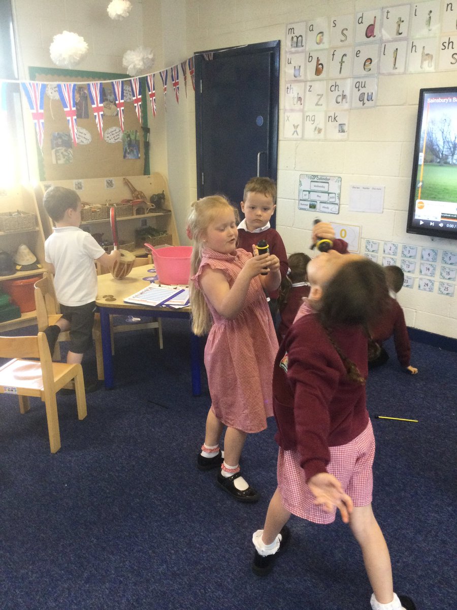 Mrs Ryan tweet media