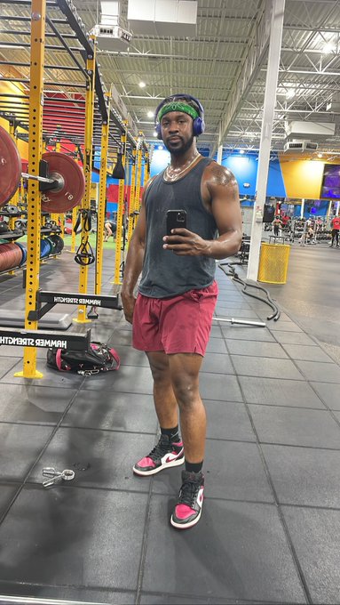 Who tryna let me work you out?!!😈💪🏾 https://t.co/aDEpdHyvKL<a href="/tag/adultwork"class="tags"><span>#adultwork</span></a><a href="/tag/content"class="tags"><span>#content</span></a><a href="/tag/adultstores"class="tags"><span>#adultstores</span></a><a href="/tag/meetups"class="tags"><span>#meetups</span></a>
