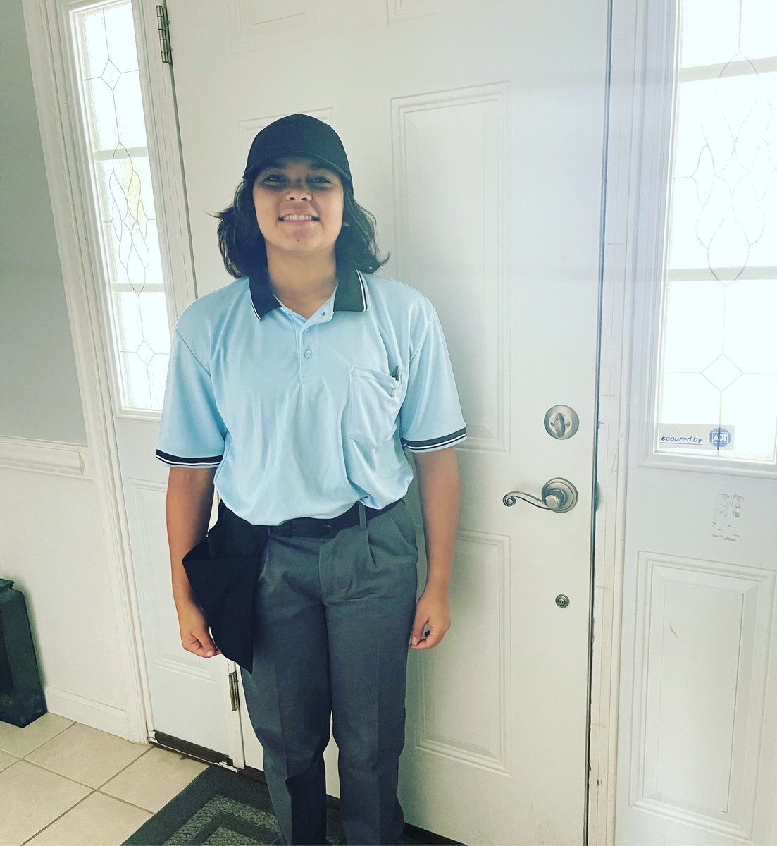 GabbyPerez53's tweet image. When I’m not on the field playing, I’m there umpiring! #jrumpire #baysidepony #recball #giveback #whereitallstarted  #softballcatcher #shortstop #classof2028 #1stjob #fortheloveofthegame