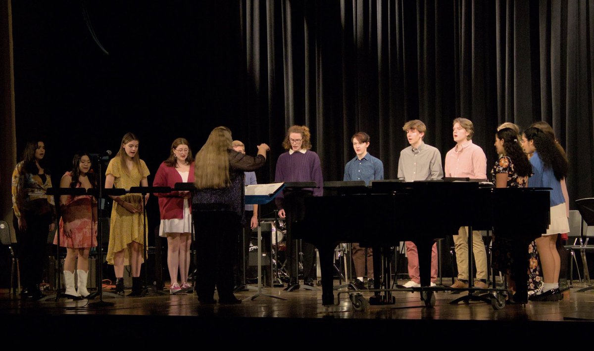 🎶Due to super busy schedules &amp; limited space, tonight’s FoPM is from 6:30-7:00pm 
in the band room #313🎶