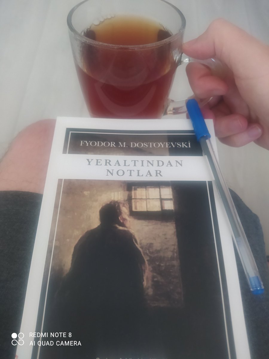 Evet, çayım ve kitabım en iyi yoldaşlarım.
Bu iki ay, Dostoyevski eserlerini okumaya özen göstereceğim.
Finali, Suç ve Ceza'yla yapacağım.✌️