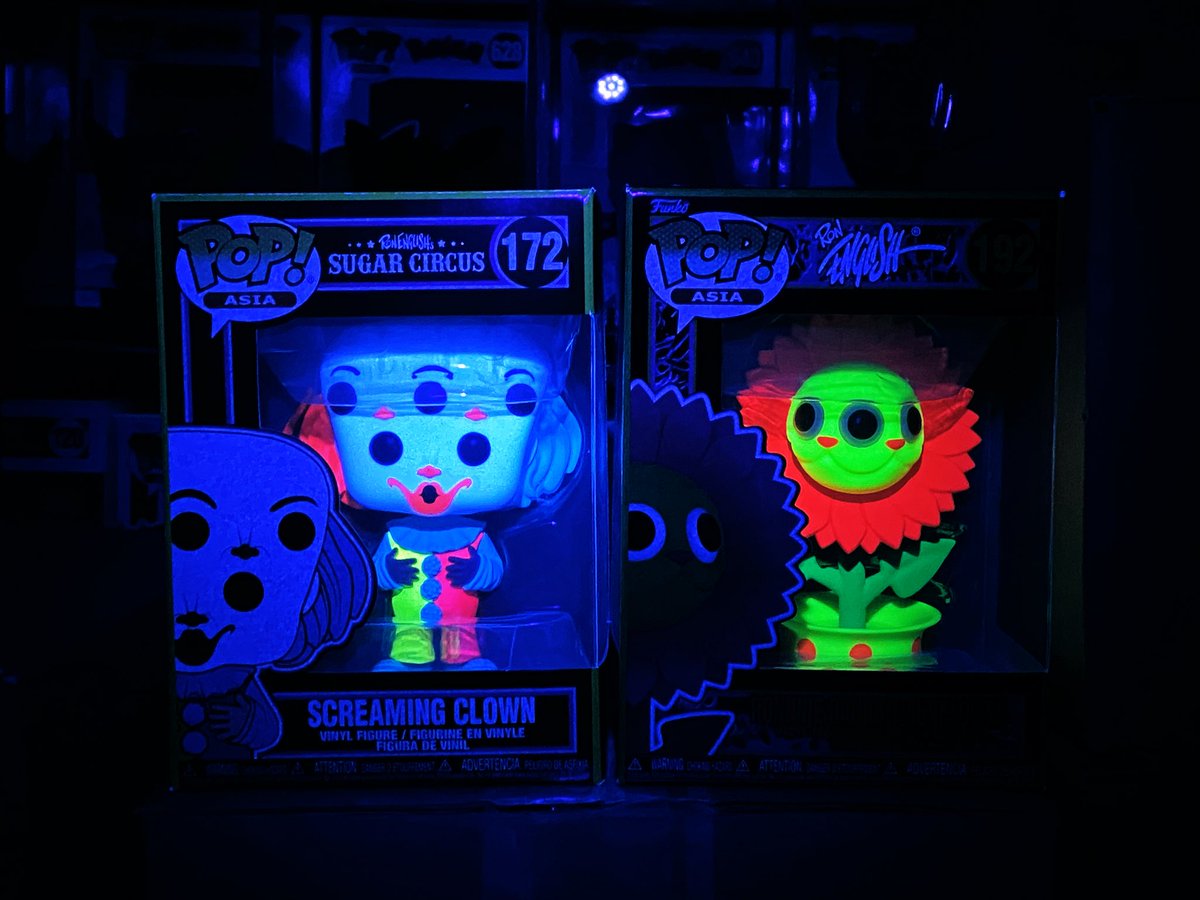 mgbpop's tweet photo. Closer look of my Blacklight Pop!s by @ronenglishart 

🧜🏻‍♂️ #RonEnglish #Minstyle 
🪷 @OriginalFunko 
📸 #ChinaExclusive #PopAsia 

@FunkoPOPsNews 
@FunkoEurope 
@DisTrackers 

#Funko #FunkoPop #MGbPop #FOTW #Funkofamily #FunkoFunatic #StreetArt #Blacklight https://t.co/qMxNTRMBPI