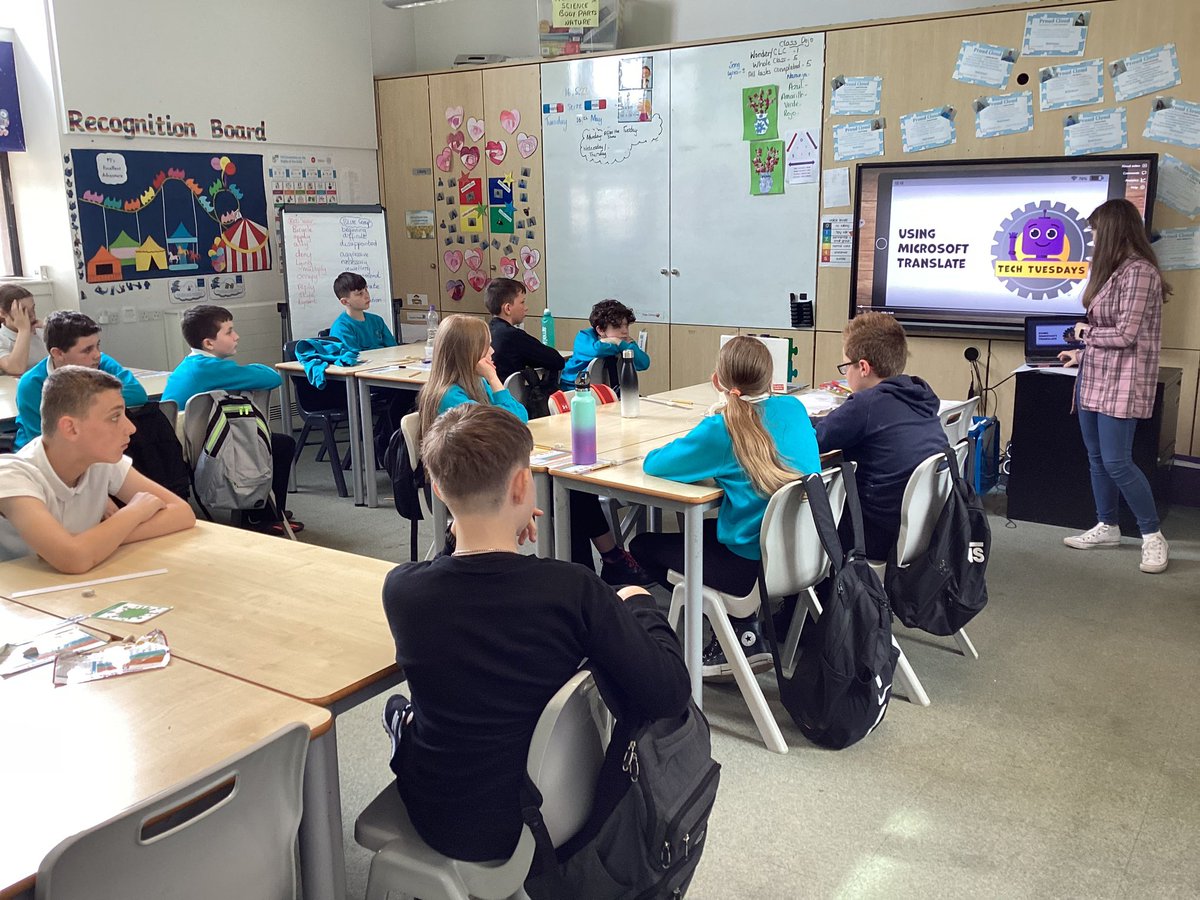 Great having @MissStack_ to go over Microsoft Translator app and its functions helping the class to understand different languages @GreenhillPS <a href="/gps_digital/">gps digital</a>