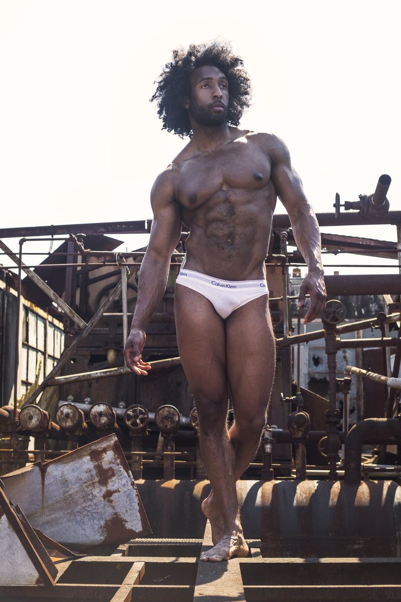FP_Foto's tweet photo. one of my favorite bros to shot, he’s always down for the adventure #photograghy #photographer #photographylovers #photo #sexymen #blackboymagic #blackboys #blackmen #fashionphotography #fitnessmen #modelofcolor #fpfoto #fitnessphotography https://t.co/u3E7qRTkJl