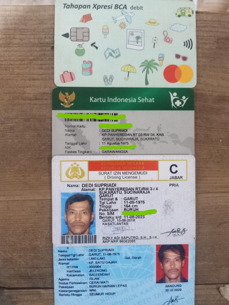 Bismillah
Min, siapa tau disini ada sanak saudara atau teman pemilik kartu tersebut bisa dm saya. hatur nuhun 🙏🏻

cc :
<a href="/infobdg/">BANDUNG ᮘᮔ᮪ᮓᮥᮀ</a> 
<a href="/ibrbandungraya/">infobandungraya</a>
<a href="/infobandung/">infobandung</a>
<a href="/RESTABES_BDG/">Polrestabes Bandung</a>
<a href="/infogarut/">infogarut</a>
<a href="/PRFMnews/">Radio PRFM</a>
<a href="/officialvpc/">𝖛𝖎𝖐𝖎𝖓𝖌 𝖕𝖊𝖗𝖘𝖎𝖇 𝖈𝖑𝖚𝖇</a>