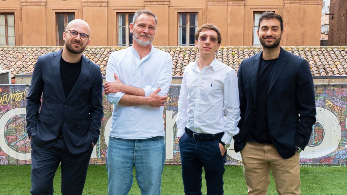 Siamo felici di annunciare l’ingresso di Pierfrancesco Petrosillo in #CreationDose. In qualità di Chief Strategy Officer, Pierfrancesco coordinerà le iniziative creative e strategiche del team per guidare i nostri clienti nel dialogo verso le #NuoveGenerazioni. Stay tuned!