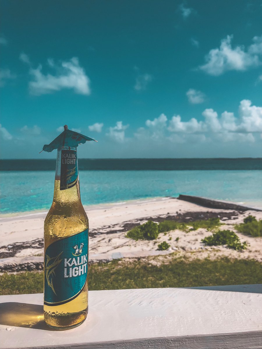 TheMonksee's tweet photo. Dreaming….. #5oclocksomewhere #Kalik #Bahamas https://t.co/4U1AGhbg96