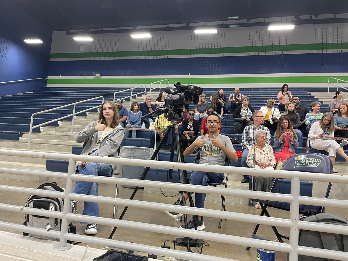 Mrs. Dodd tweet media