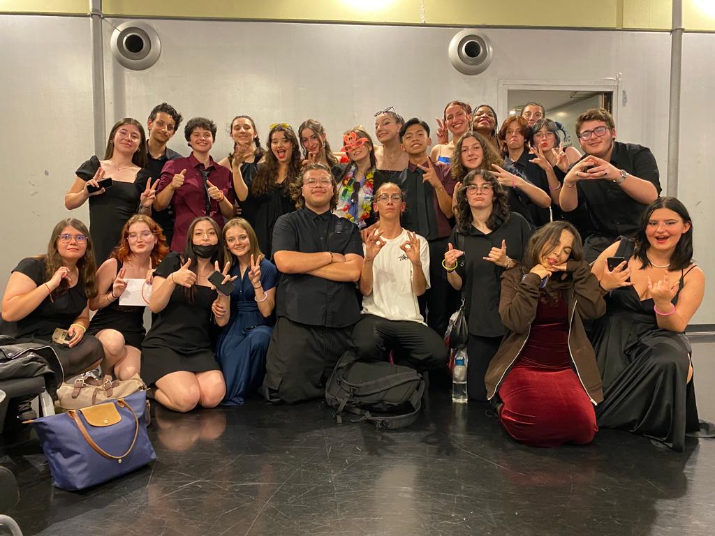 Merci à mes élèves pour ce formidable moment hier ! Vivement la prochaine date le 06 Juin à Carros#section musique #Apollinaire