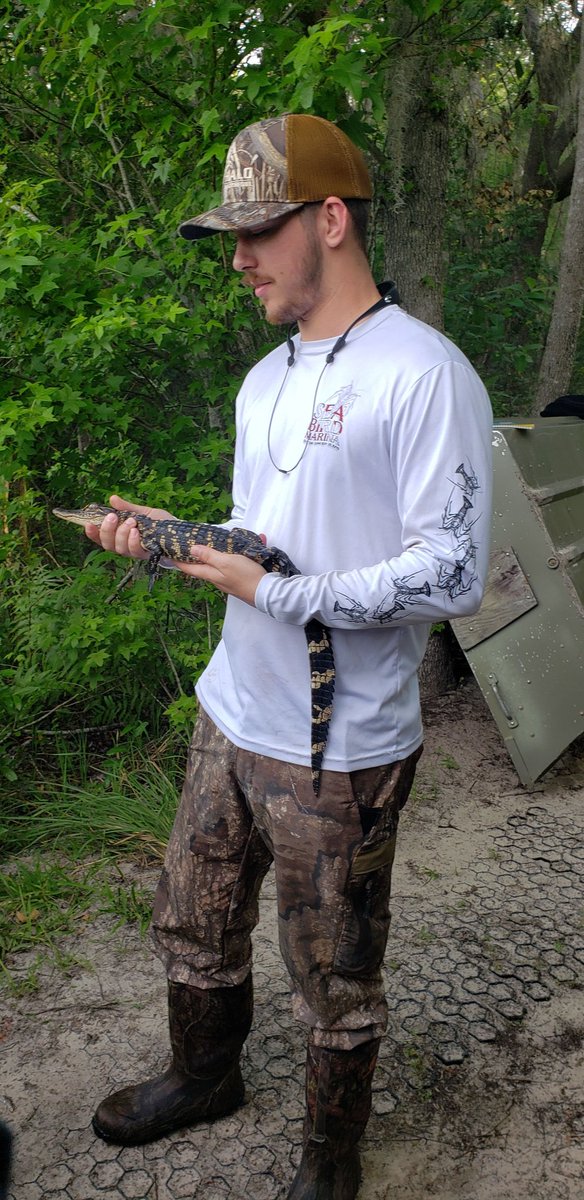Arik Hartmann (@amphibiarik) on Twitter photo Loved to see some of my favorite Herpetology students shine in the Herp portion of the <a href="/UFWildlife/">UF IFAS Wildlife</a> field techniques. Always so much fun to guest lecture this trip! Thanks <a href="/mhallett2320/">Matt Hallett</a> and Dr. Romagosa, and all the lovely TAs for having me again! Loved to see some of my favorite Herpetology students shine in the Herp portion of the <a href="/UFWildlife/">UF IFAS Wildlife</a> field techniques. Always so much fun to guest lecture this trip! Thanks <a href="/mhallett2320/">Matt Hallett</a> and Dr. Romagosa, and all the lovely TAs for having me again!