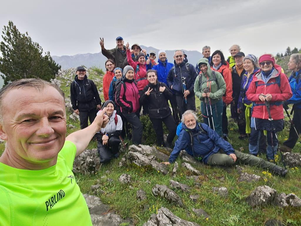 RazmaResort's tweet photo. Njerëzit që e duan, e respektojnë dhe e eksplorojnë natyrën janë miqtë tanë më të mirë dhe janë gjithmonë të mirëpritur në Natyral Razma Resort ❤️🌲 https://t.co/zEgFDbe4Nj