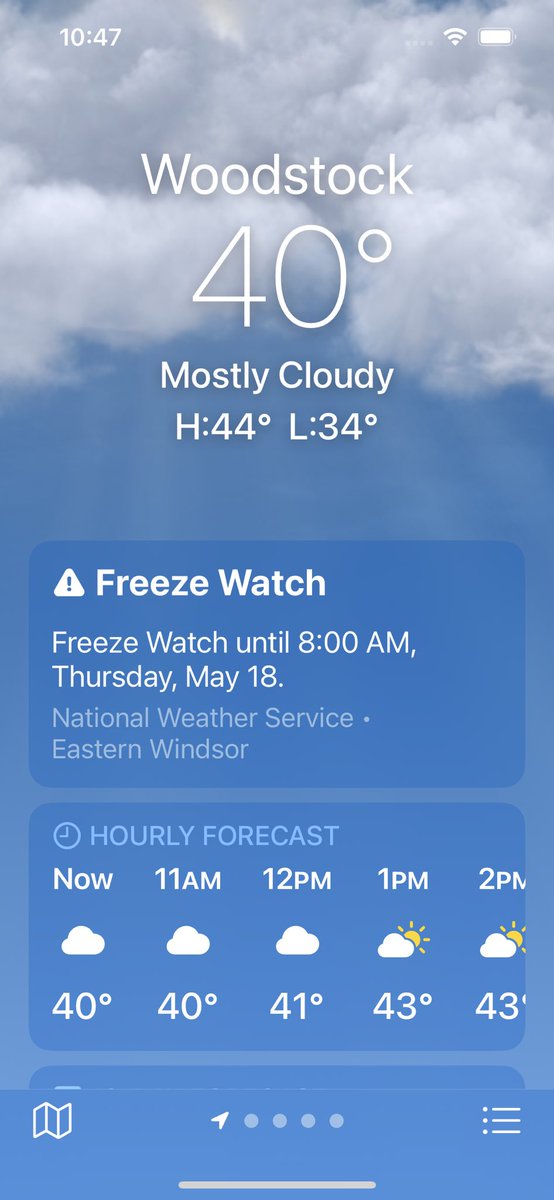melodiewinawer's tweet image. OK Vermont—it’s May 17th, you know…freeze watch tonight and now it’s snowing. #Vermont #vermontweather #vermontspring