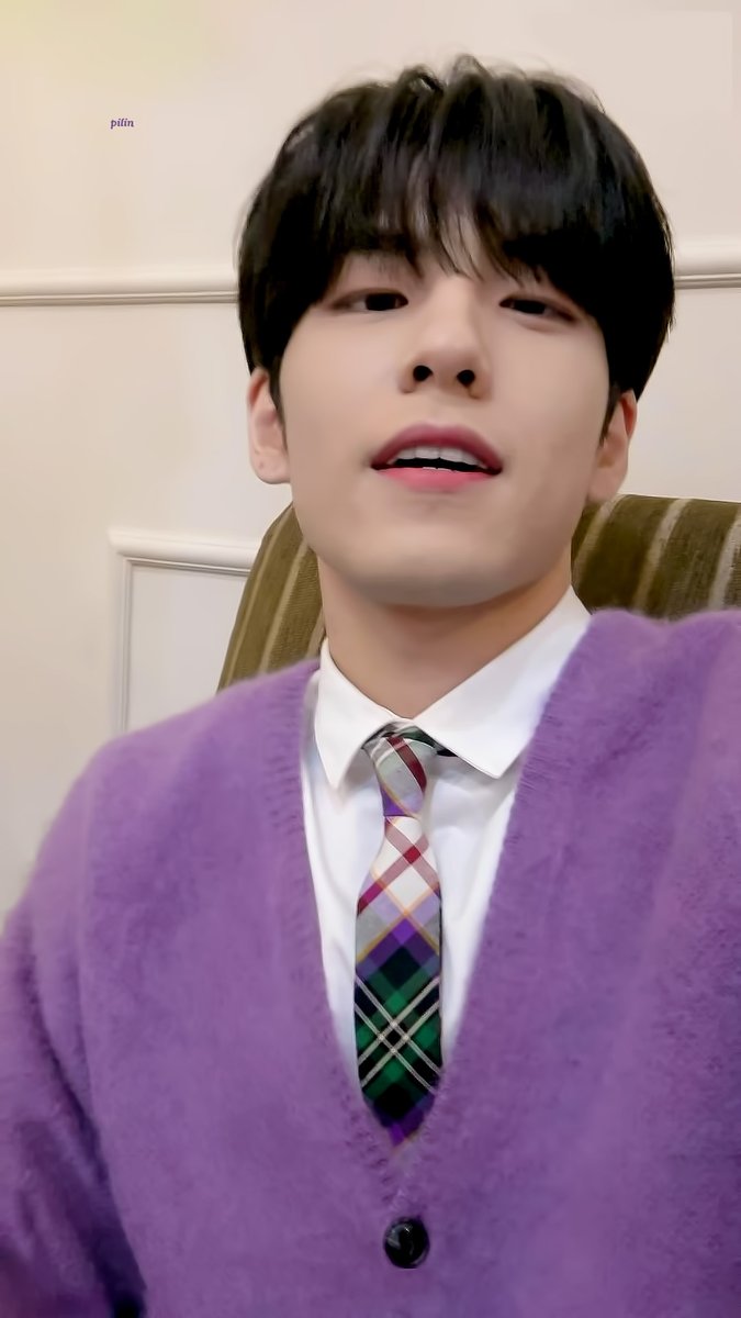 pilin428's tweet photo. #WONPIL #원필  
200226 https://t.co/Sjkqkr1Y8q