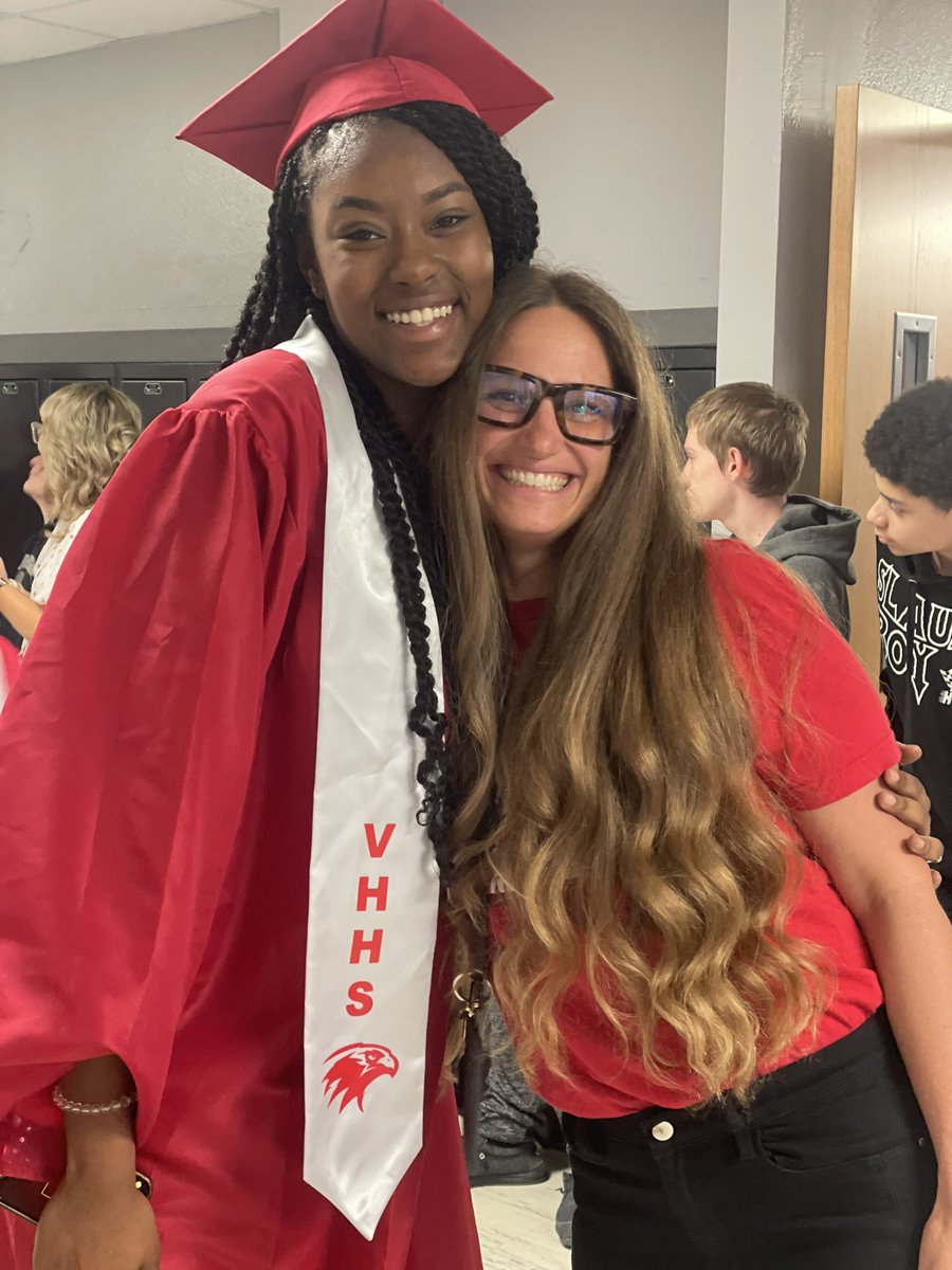 Mrs. Hefta tweet media