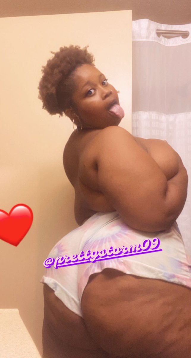 PrettyStorm09's tweet photo. @EbonyDaGremlin Hey everyone 🍑 https://t.co/ZmDkXDEHds