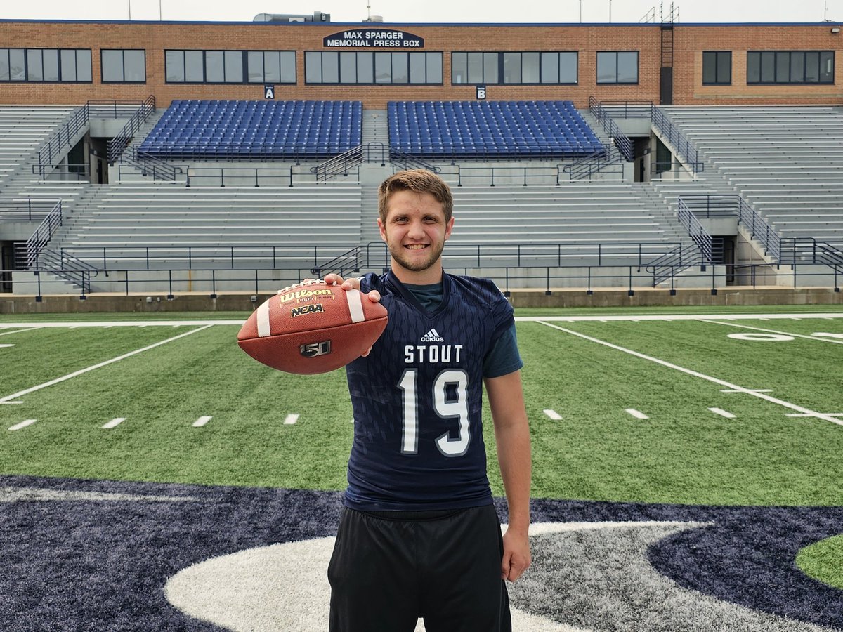 Hayden Charboneau tweet media