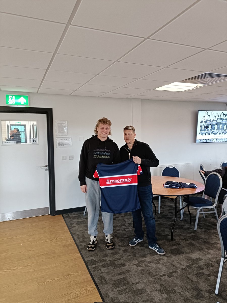 Thank you to <a href="/FirecomplyLtd/">Firecomply Ltd</a> and Andy Davis for sponsoring the Open Age in 2023, with new playing kit and training t shirts 
🔵🔴⚪🦈🦈🦈
